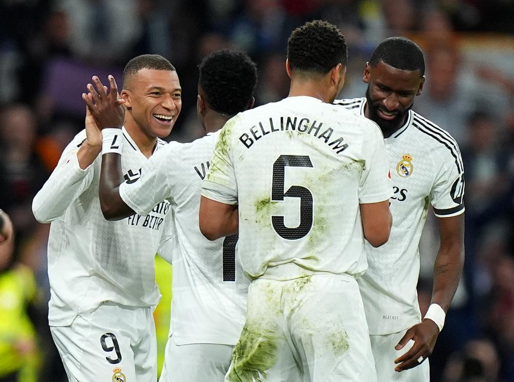 现尤其亮眼 现尤其亮眼